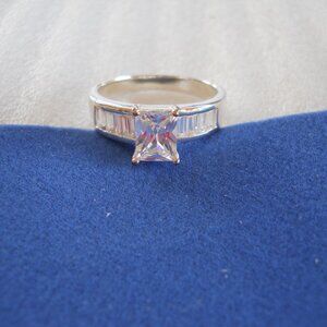 Avon - Sterling Baguette & Rectangular CZ Ring          CL 12-22